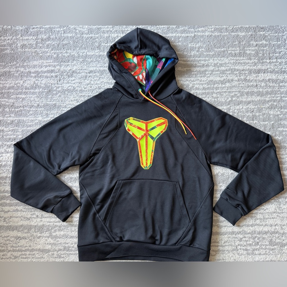 Nike What The Kobe 8 Therma Fit Pullover Hoodie